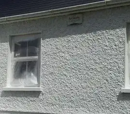 pebble dash exterior