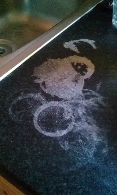 image of the dried cleaner image of the dried cleaner