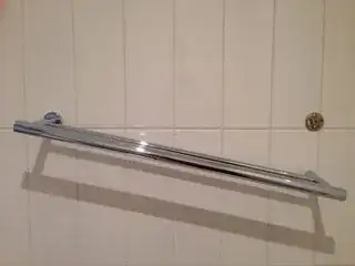 pic of towel rack 2