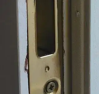 Poor quality door fittings