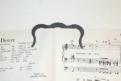 Music book clip