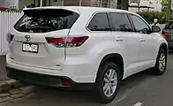 Rear (pre-facelift)