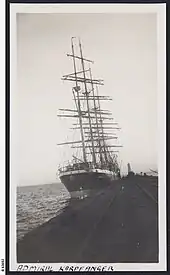 Image 1The barque Admiral Karpfanger at Port Germein jetty in South Australia. (from Transport in South Australia)