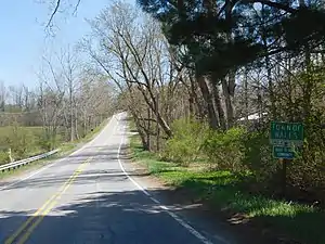 County Route&nbsp;175 eastbound entering Wales.