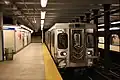 A train arriving at 15th Street in 2007