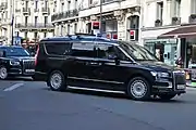 Aurus Arsenal minivan