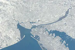 Image 7NASA image of the Port of New York and New Jersey (from History of New York City (1898–1945))