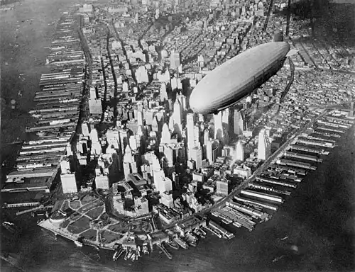 New York City's skyline (c. 1931–33)