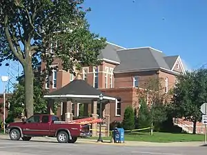 Wayne County Courthouse in Fairfield