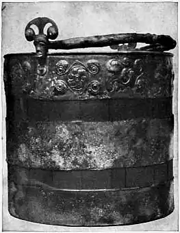 1911 Britannica-Archaeology-Bronze bucket.png