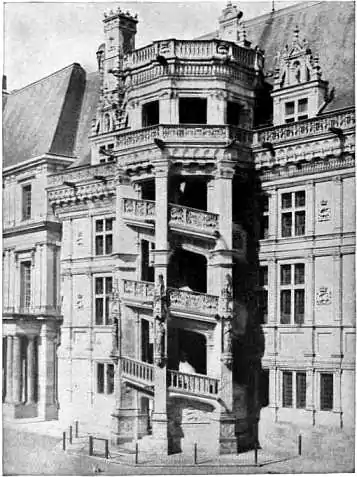 1911 Britannica-Architecture-Spiral staircase.png