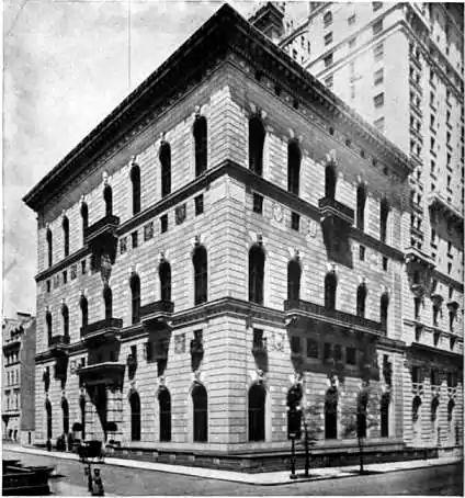 1911 Britannica-Architecture-University Club.png