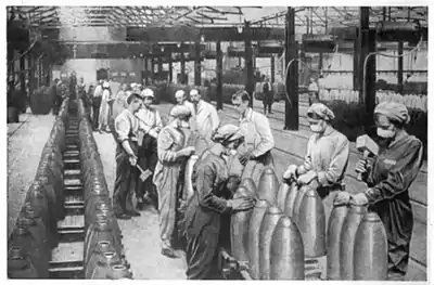 272-WOMEN FILLING SHELLS IN A BRITISH AMUNITION FACTORY.jpg