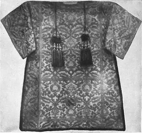 EB1911 Dalmatic - Fig. 6.—DALMATIC OF POPE PIUS V.jpg