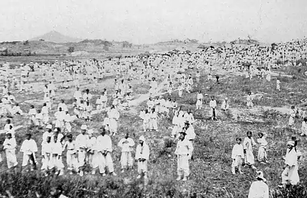 Farmers of forty centuries - Gathering of Koreans on their national “Swing day”.jpg